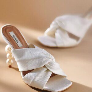 Vanina Women's Cream Pearl Heels